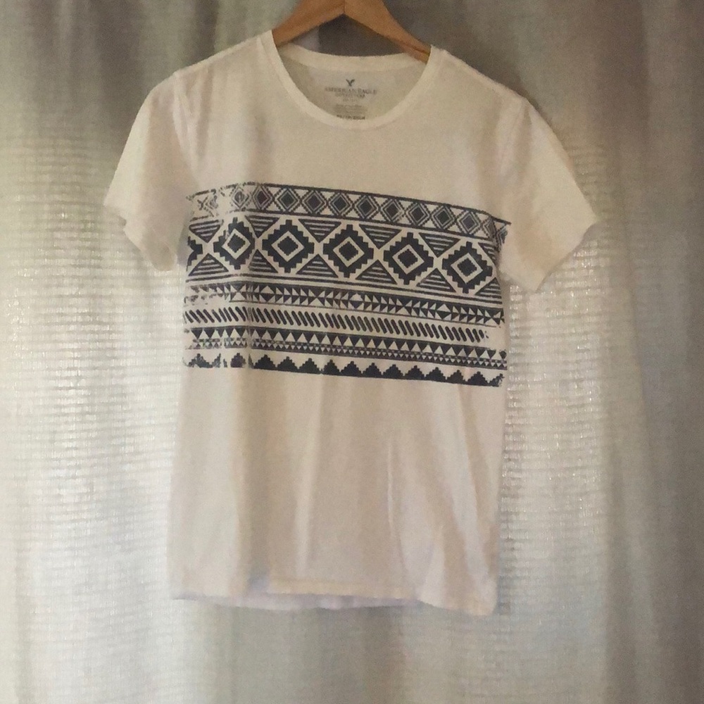 American Eagle t-shirt. XS